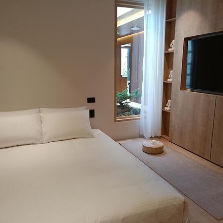 Casa Tokyo Manila By Xcay Home Меделин Екстериор снимка