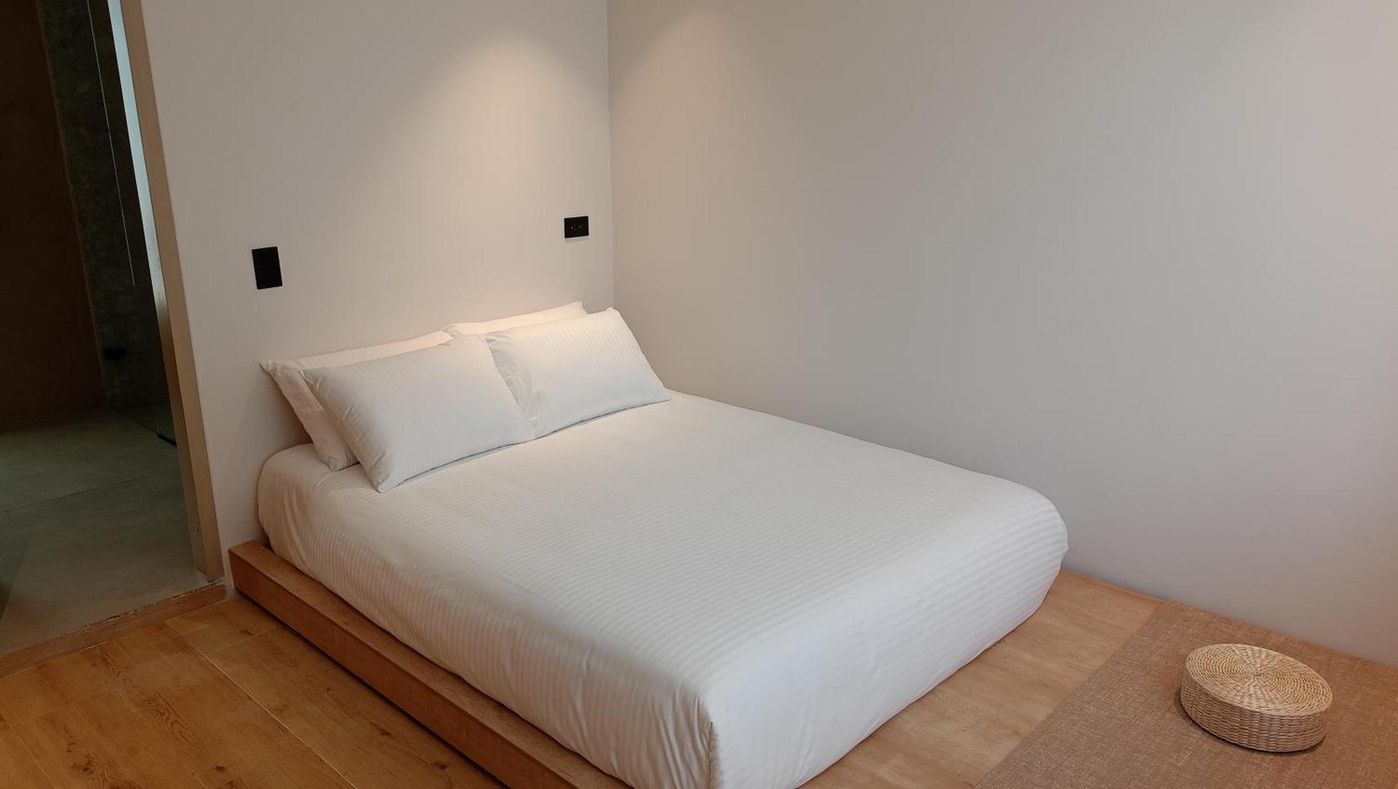 Casa Tokyo Manila By Xcay Home Меделин Екстериор снимка