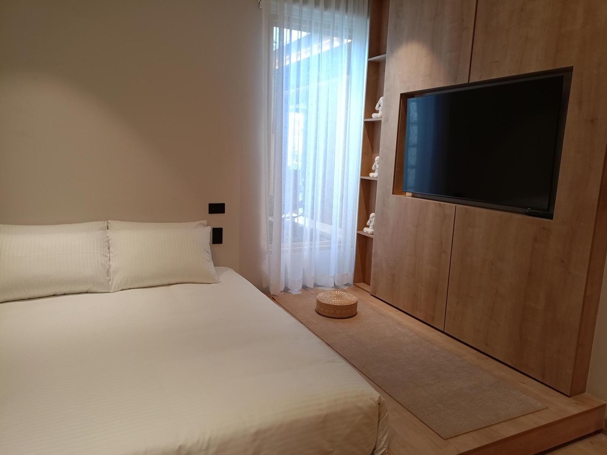 Casa Tokyo Manila By Xcay Home Меделин Екстериор снимка